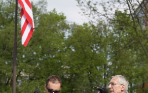 Památník obětí světových válek - předseda ČSBS Plzeň Jaroslav Bukovský.