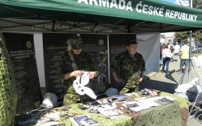 Informace poskytovali nprap. Jaroslav Chlápek a prap. Janka Brechličuková.