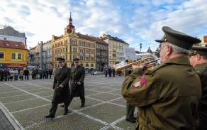 Za KVV Plzeň se pietní akce zúčastnili pplk. Slavomír Tomčák a prap. Jaroslav Tlsták.