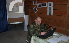 Velitel roty AZ major v záloze Ján Vištiak.