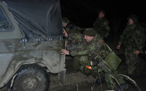 Nácvik přesunu nepojízdného vozidla (UAZ 469)