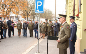 Životní osudy popravených důstojníků připoměl účastníkům akce major Jiří Štětina.
