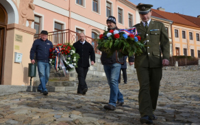 Za Krajské vojenské velitelství Plzeň byl přítomen prap. Jaroslav Tlsták. 